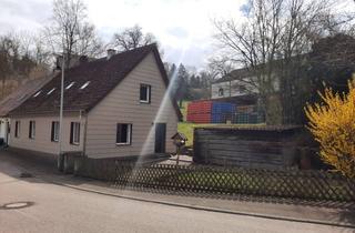 Haus kaufen in Alte Steige, 73479 Ellwangen, Wohnhaus mit Potenzial in stadtnaher Lage