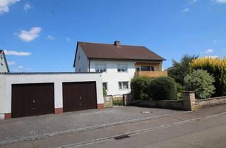 Haus kaufen in 89233 Neu-Ulm, Großzügiges Zweifamilienhaus mit einem traumhaften Grundstück Neu-Ulm/Gerlenhofen