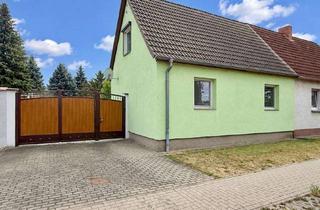 Haus kaufen in 06385 Aken, Kleines Haus. Riesiges Grundstück. | Aken