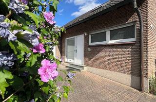 Einfamilienhaus kaufen in 47475 Kamp-Lintfort, Freistehendes Einfamilienhaus mit Garage in Kamp Lintfort Niersenbruch - ohne Käuferprovision!