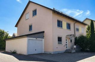 Doppelhaushälfte kaufen in 92637 Lerchenfeld, Solide Kapitalanlage: Attraktive, langfristig vermietete Doppelhaushälfte in gefragter, ruhiger Lage