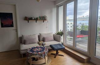 Immobilie mieten in Berolinastraße 7a, 10178 Mitte, Sunny Top-Floor 2-Room Flat with Balcony, Central Mitte - with Anmeldung