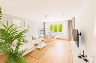 Wohnung kaufen in 12205 Lichterfelde, Großzügige 3-Zimmer-Wohnung mit Wohnküche, Sonnenbalkon und Blick ins Grüne