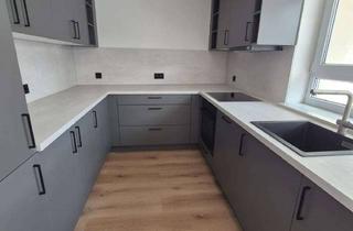 Wohnung kaufen in 72818 Trochtelfingen, Frisch renovierte 5-Zi.-OG-Wohnung | Balkon | EBK | 101 m² | Schwäbische Alb | provisionsfrei