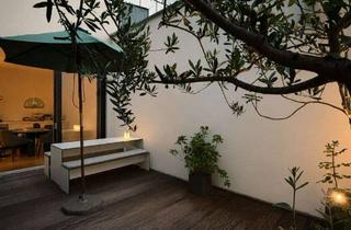 Wohnung kaufen in 50968 Bayenthal, Rarität in Bayenthal - Altbau trifft Moderne