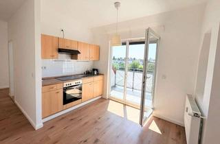 Wohnung mieten in Glanzstraße, 12437 Baumschulenweg, Kompakte 1,5-Zimmer-Wohnung mit Balkon direkt am S-Bahnhof Baumschulenweg