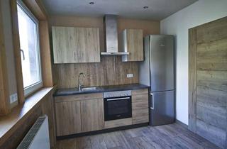 Wohnung mieten in 72766 Reutlingen, BALKON + GARTEN + CARPORT / Einbauküche / Kellerraum / (2021 saniert)