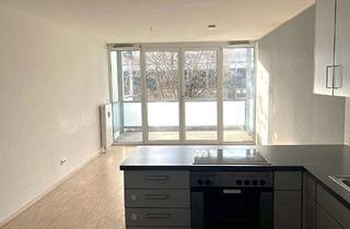 Wohnung mieten in Herrenberger Straße 82/1, 72070 Tübingen, Exklusive, gepflegte 2-Zimmer-Wohnung mit gehobener Innenausstattung mit Balkon und EBK in Tübingen
