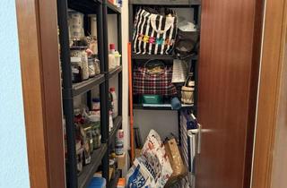 Wohnung mieten in Hubertushöhe, 65812 Bad Soden, Schöne, helle und gut geschnittene 3 Zimmer Wohnung mit Südbalkon in ruhiger Lage. Bad Soden