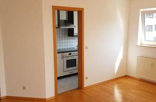 Wohnung mieten in Fleckensteinstraße, 74206 Bad Wimpfen, Vollständig renovierte Wohnung mit zwei Zimmern sowie Balkon und Einbauküche in Bad Wimpfen