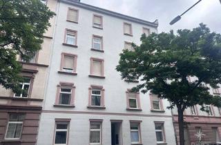 Wohnung mieten in Esslinger Straße, 60329 Gutleutviertel, Renovierte 2-Zimmer-Dachgeschosswohnung in zentraler Lage