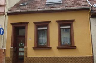 Haus kaufen in Fröhnstraße 30, 66954 Pirmasens, Wohnen mit Charakter: Vier-Zimmer-Haus in Pirmasens