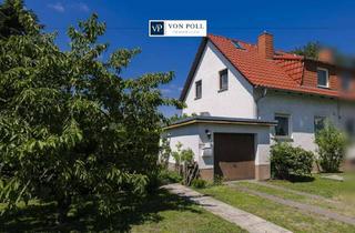 Haus kaufen in 13591 Staaken, Gepflegte DHH mit großem Grundstück in beliebter Siedlung!