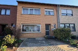 Reihenhaus kaufen in 52351 Düren, Familienfreundliches Reihenhaus mit Südgarten, Garage & Ausbaureserve in ruhiger Randlage von DN-Ost