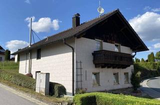 Haus kaufen in 94344 Wiesenfelden, Schönes Häuschen mit Balkon und Garage, "Klein-Fein-Mein!