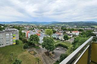 Wohnung mieten in 73529 Schwäbisch Gmünd, Komplett renovierte 3-Zimmer-Wohnung mit Panoramablick, Einbauküche & Garage