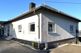 Haus mieten in 65779 Kelkheim, Modernisiertes Einfamilienhaus mit Einliegerwohnung in ruhiger Lage