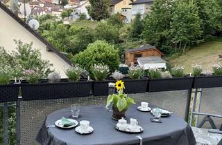 Anlageobjekt in 75305 Neuenbürg, Lichtdurchflutete 2-Zimmer-ETW mit großem Sonnenbalkon in Neuenbürg-Arnbach PROVISIONSFREI
