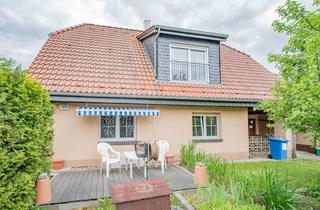 Einfamilienhaus kaufen in 15827 Blankenfelde-Mahlow, Bezugsfrei - Charmantes Zweifamilienhaus mit Garten, Doppelgarage und Keller in Blankenfelde-Mahlow