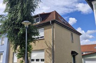 Haus kaufen in 06217 Merseburg, Merseburg - Haus in Merseburg mit Garten Garage Stellplätzen provisionsfrei