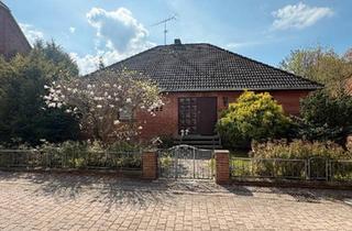 Haus kaufen in 31171 Nordstemmen, Nordstemmen - Charmanter Walmdach=Bungalow in alten Dorfkern