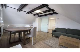 Wohnung kaufen in Schlüsselstr., 85077 Manching, Modernes Wohnen mit Charakter – stilvoll saniertes und möbliertes Dachstudio in Manching