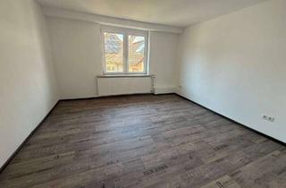 Wohnung kaufen in 76829 Nußdorf, Schicke 4-Zimmer-Dachgeschosswohnung
