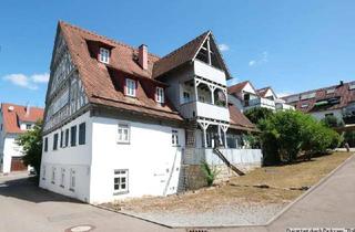 Wohnung kaufen in 71686 Remseck, Fachwerk-Flair und Altbau-Charme in naturnaher Lage mit Balkon