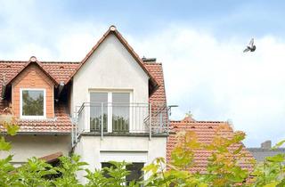 Wohnung kaufen in 34131 Bad Wilhelmshöhe, Bad Wilhelmshöhe / Alt Wahlershausen Sonnige und freie Dachgeschosswohnung mit Balkon und Carport in
