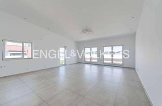 Wohnung kaufen in 44339 Brechten, Stilvolle Maisonettewohnung mit Dachterrasse und Balkon