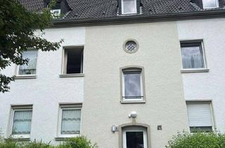 Wohnung kaufen in Theoderichstraße, 44803 Altenbochum, Gemütliche Dachgeschosswohnung in Altenbochum frei ab 01.10.26
