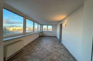 Wohnung kaufen in 71067 Sindelfingen, Viel Platz fur den Alltag in dieser 5-Zimmer-Wohnung in Sindelfingen
