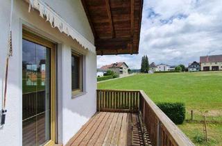 Wohnung kaufen in 94535 Eging am See, Großzügige 5 Zimmer-Wohnung mit Balkon im Obergeschoss eines Zweifamilienhauses