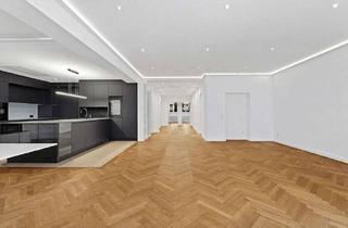 Wohnung kaufen in 40476 Golzheim, Zeitlose Architektur, exklusives Ambiente: topsanierte Gartenwohnung, 211 m², 3 Bäder, Terrasse, A