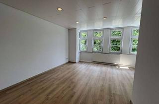 Wohnung mieten in 44579 Castrop-Rauxel, Frisch renovierte 2-Zimmer-Wohnung mit Gartenmitbenutzung & Keller