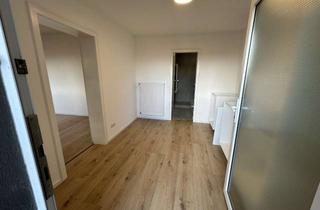 Wohnung mieten in Humboldtstraße 36, 56191 Weitersburg, Saniert mit Balkon und Einbauküche: Stilvolle 1-Zimmer-Souterrain-Wohnung