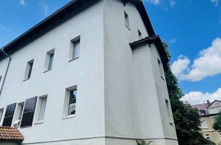 Wohnung mieten in Dewitzer Straße 38, 04425 Taucha, Frisch sanierte 3-R-Wohnung im Dachgeschoss