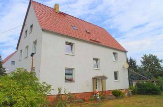 Wohnung mieten in Lange Straße 14, 01619 Zeithain, Ab sofort zu haben: 2-Zimmer-Wohnung in RÖDERAU mit Laminatboden, Essküche & Bad mit Dusche