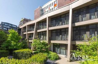 Wohnung mieten in Zimmerstraße 97, 10117 Mitte, Privater Luxus im Grünen! Townhouse mit 5 Zimmern, Privatgarage und Dachterrasse im Herzen von Mitte