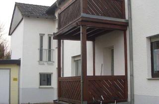 Wohnung mieten in 53840 Troisdorf, Schicke, helle Balkon-2-Raum-Wohnung im 1.OG; ruhig gelegen und doch zentrale Lage