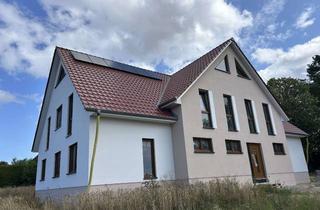 Wohnung mieten in Dorfstraße 30, 23948 Klütz, Maisonette-Wohnung, Neubau: 5-Zimmer-Wohnung in Hofzumfelde
