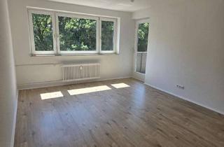 Wohnung mieten in Hasselstraße 161, 42651 Solingen-Mitte, Helle 2-Zimmer-Wohnung mit Balkon - top Aufteilung