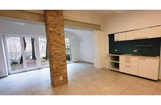 Wohnung mieten in Achenbachstraße, 13585 Spandau, Großzügige EG-Wohnung mit Terrasse und Eigengarten