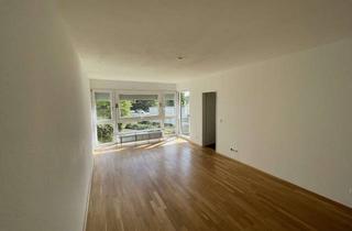 Wohnung mieten in Adenauerstraße 26, 42781 Haan, Helle 2-Zimmer Wohnung mit Loggia, Einbauküche und Tiefgaragenstellplatz in ruhiger Wohnlage