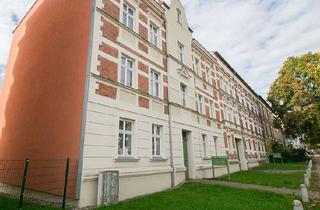 Wohnung mieten in Schwedter Straße 48, 17291 Prenzlau, Altbauwohnung mit Balkon