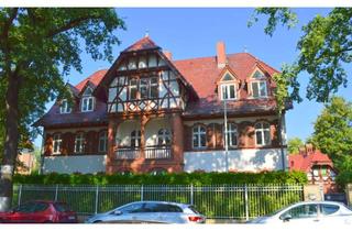 Wohnung mieten in Tillmannsweg 11, 14109 Wannsee, Wannsee-Wohnung mit Stil: 2-Zimmer-Domizil mit Balkon und Gartenterrasse in Villa