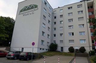 Wohnung mieten in Kronstädter Gasse 64, 51674 Wiehl, Drei Zimmer in Wiehl/Drabenderhöhe: Helle Wohnung mit Balkon