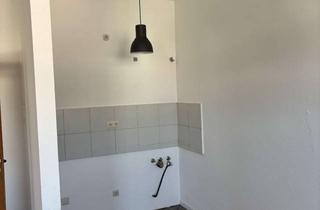 Wohnung mieten in Schulstraße, 41460 Neuss, Für Handwerker - Wohnung mit Potential in zentraler Lage