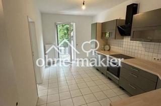 Wohnung mieten in Scharrenbroicher Straße 55C, 51503 Rösrath, Modernisierte 3-Zimmer-Erdgeschosswohnung mit Garten, Terrasse und zwei Stellplätzen