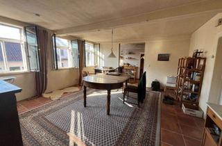 Wohnung mieten in 96465 Neustadt, Günstiger Mietpreis für Wohnung mit individuellem Charme!